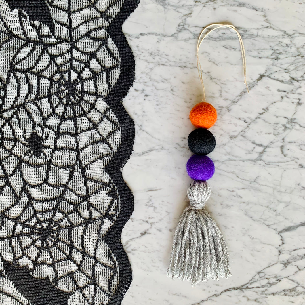 Witches Broom Tassel