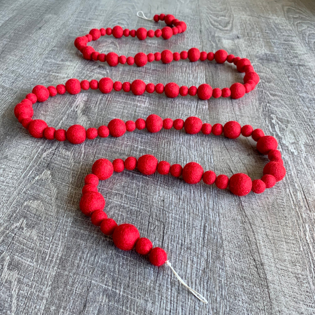 Red Pearls Garland (Together)