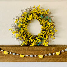 Load image into Gallery viewer, Ice Cold Lemonade Garland (Spaced)
